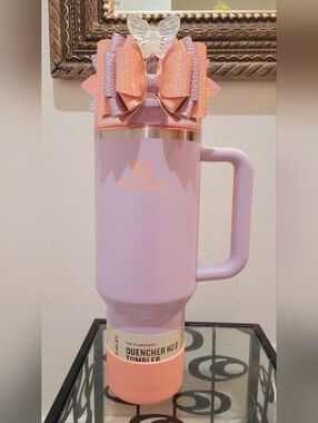 Stanley- Nordstrom Orchid Glimmer Quencher H2.0 Tumbler with Handle.